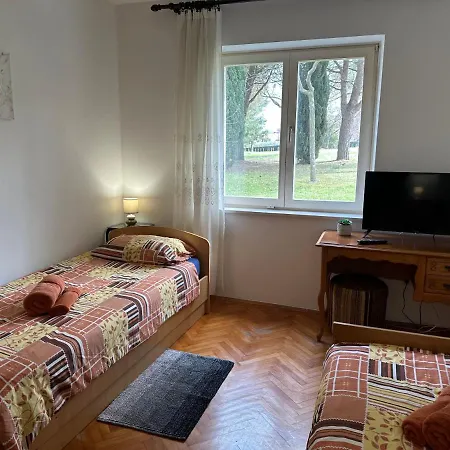 Mia Apartman *