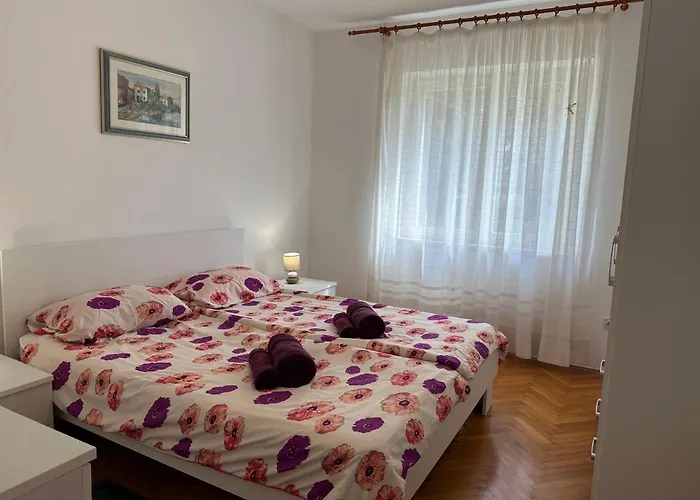 Mia Apartman *