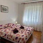 Mia Apartment *