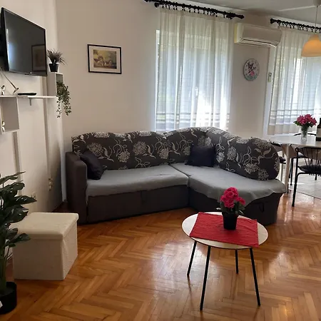 Mia Apartment
