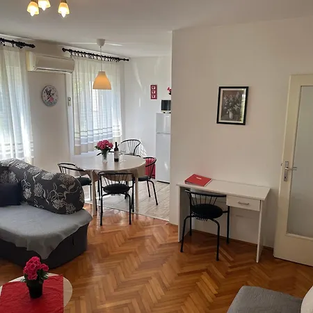 Mia Apartment
